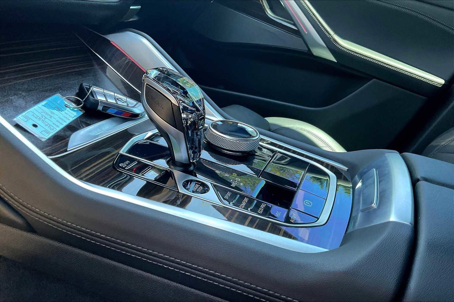 Used 2023 BMW X6 xDrive40i w/ Executive Package image 29