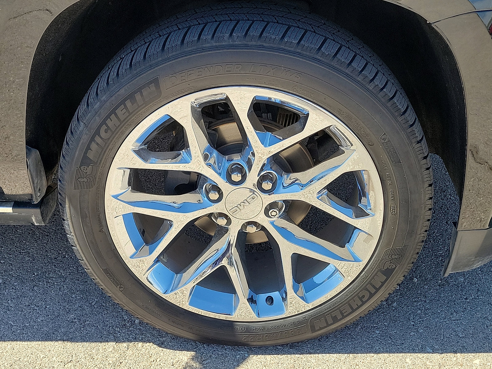 Used 2019 GMC Yukon Denali w/ Denali Ultimate Package image 7