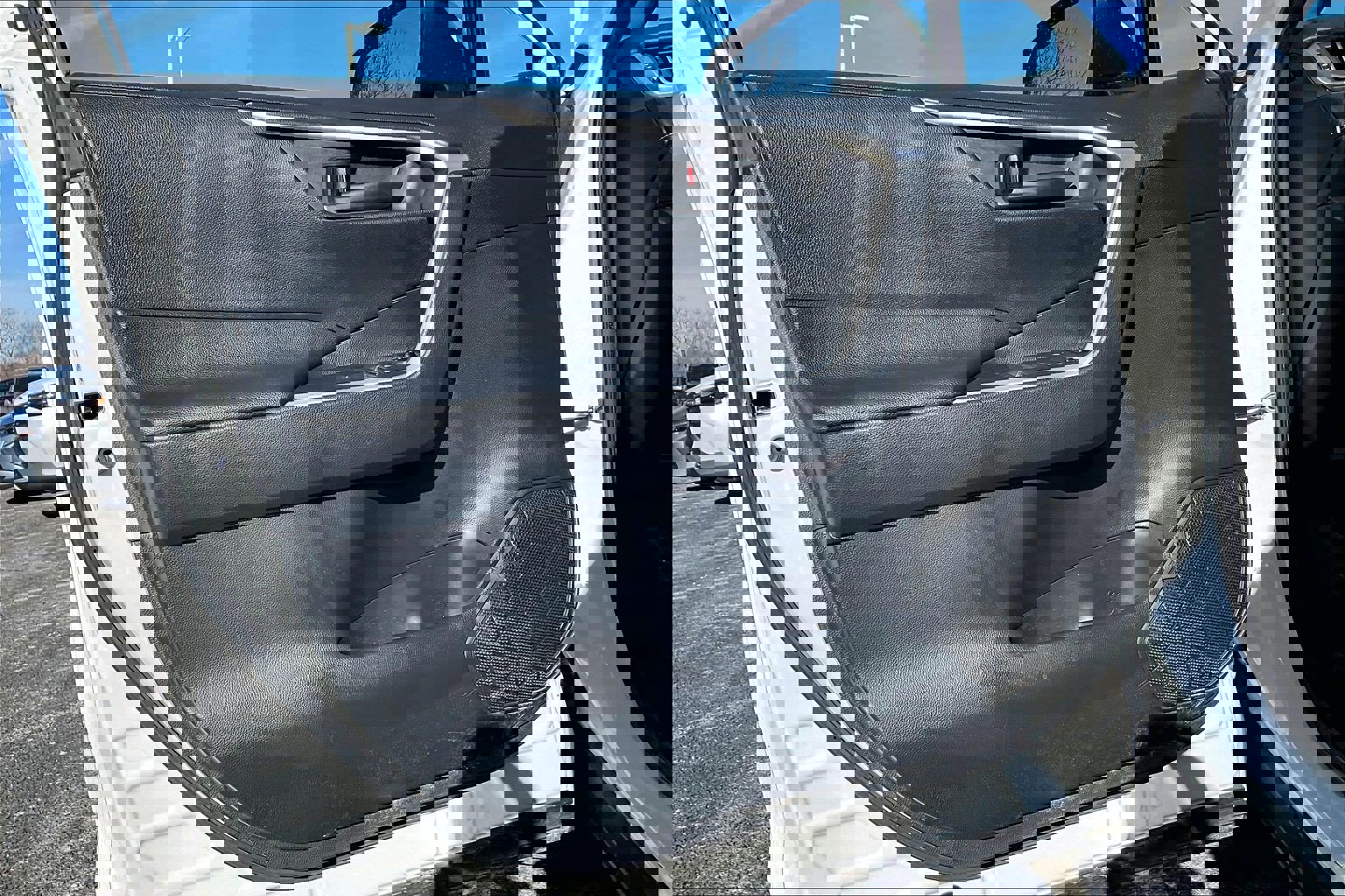 Used 2023 Toyota RAV4 LE image 21