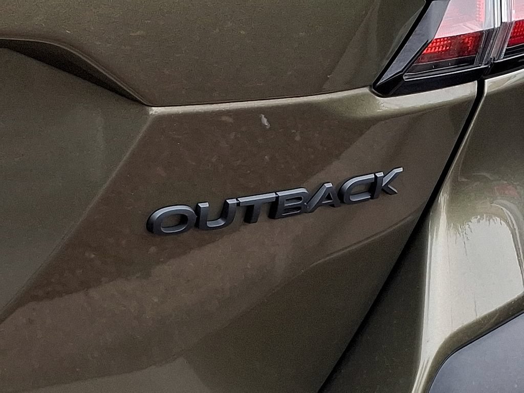 Used 2025 Subaru Outback Onyx Edition AWD/4WD image 9