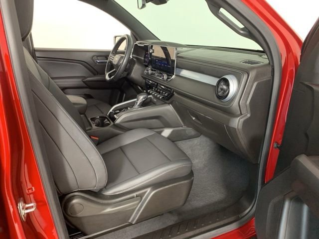 Used 2024 Chevrolet Colorado LT w/ LT Convenience Package III AWD/4WD image 36