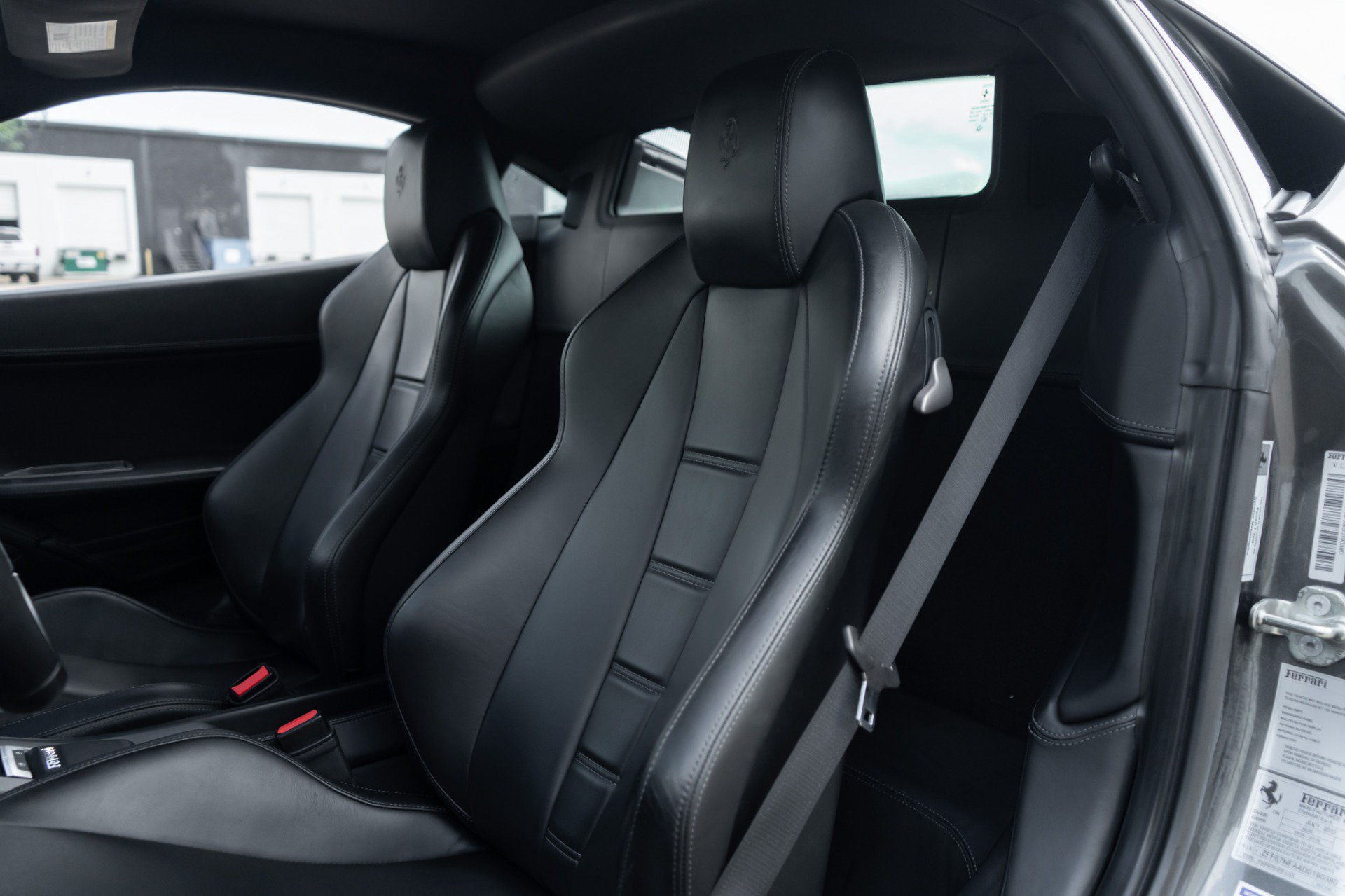 Used 2013 Ferrari 458 Italia Coupe RWD image 28