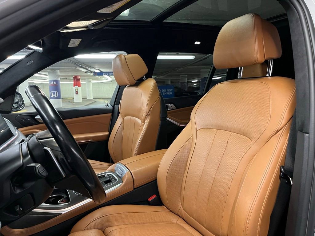 Used 2021 BMW X7 xDrive40i w/ Premium Package AWD/4WD image 21