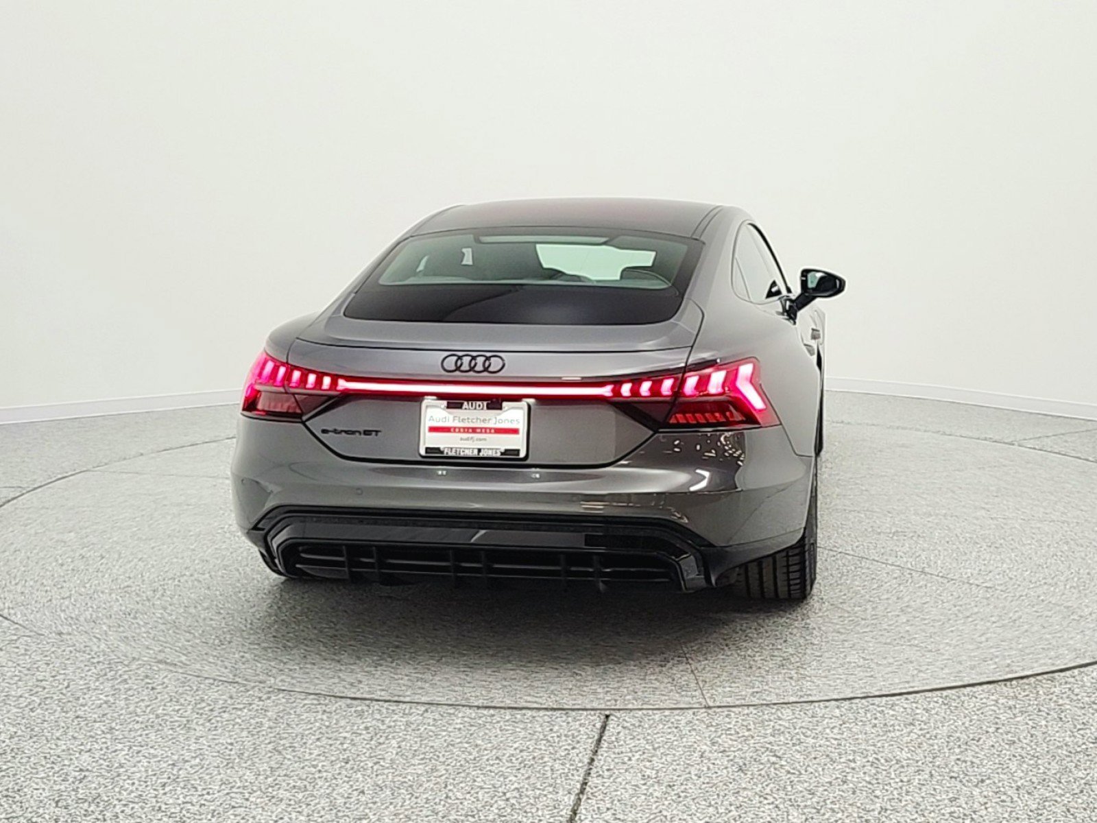 Used 2022 Audi e-tron GT Premium Plus w/ Performance Package image 6