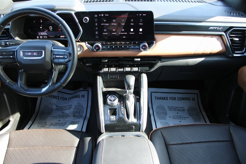 Used 2023 GMC Canyon AT4 image 32