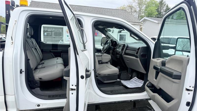 Used 2020 Ford F350 XL w/ Power Equipment Group AWD/4WD image 13