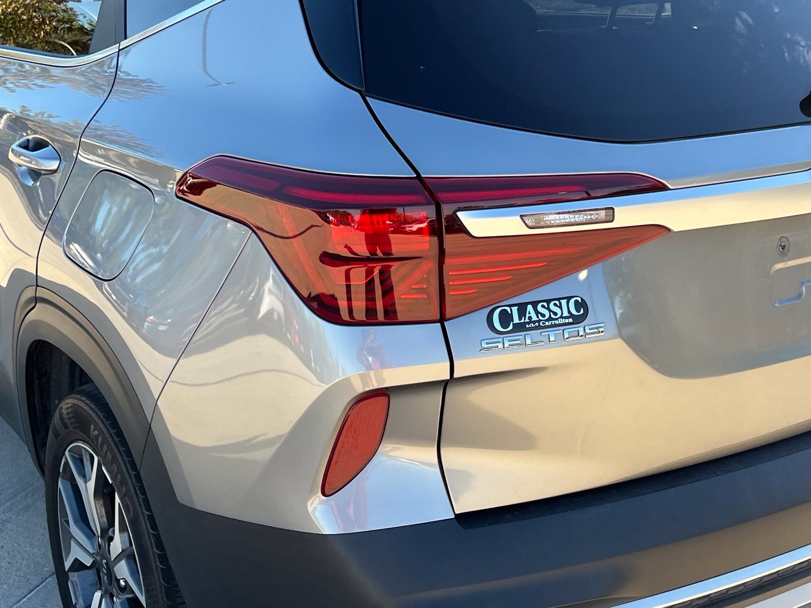 Used 2021 Kia Seltos EX AWD/4WD image 12