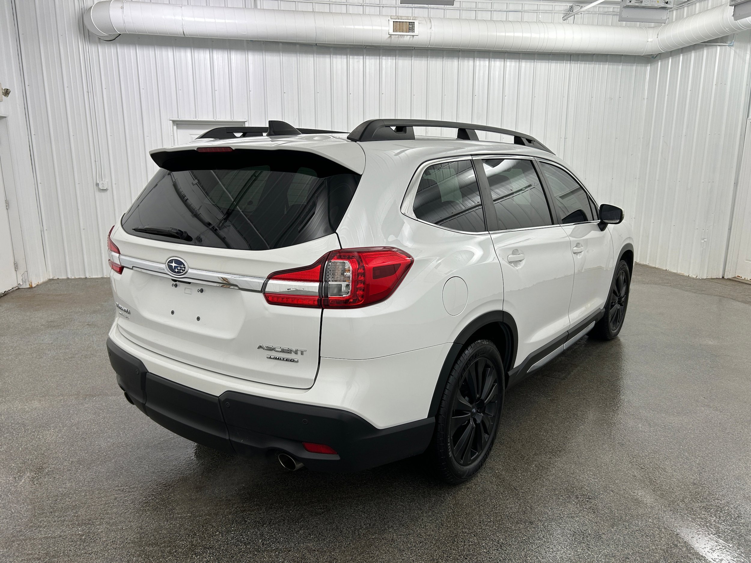 Used 2022 Subaru Ascent Limited w/ Technology Package AWD/4WD image 39