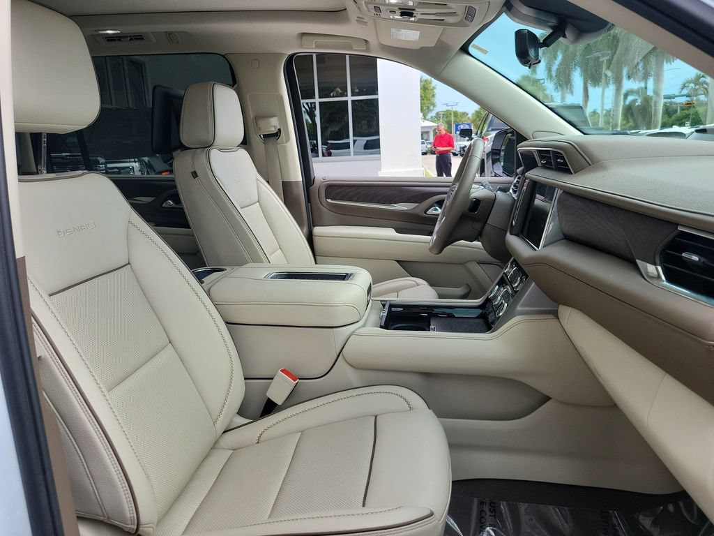 Certified 2024 GMC Yukon XL Denali w/ Denali Reserve Package AWD/4WD image 24