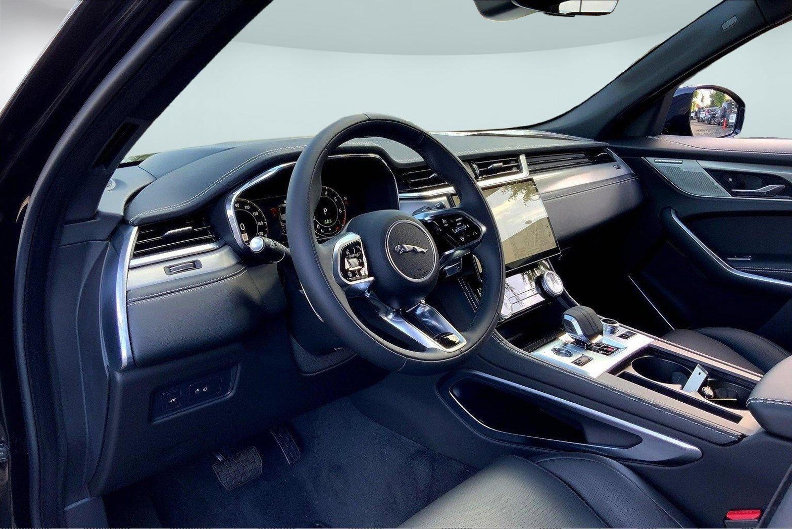 New 2026 Jaguar F-PACE R-Dynamic S AWD/4WD image 10