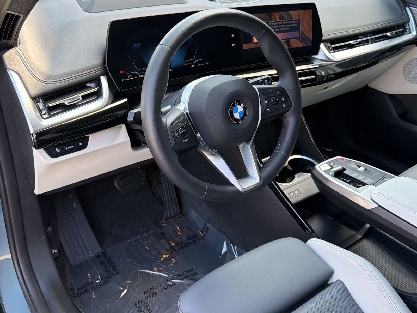 Used 2026 BMW X1 xDrive28i AWD/4WD image 4