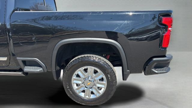 Used 2024 Chevrolet Silverado 2500 High Country w/ High Country Premium Package image 35