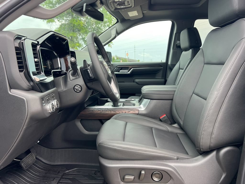 New 2026 GMC Sierra 1500 SLT w/ SLT Premium Plus Package AWD/4WD image 4