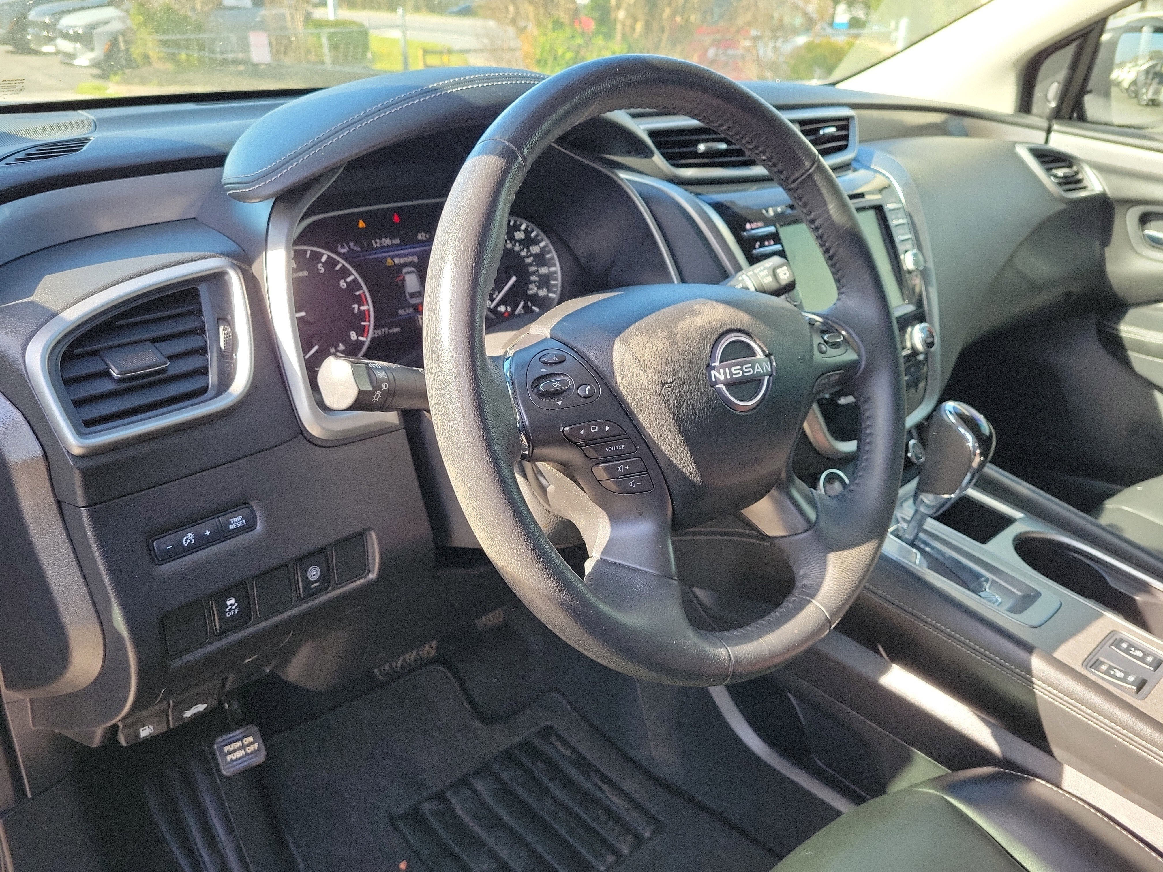 Used 2023 Nissan Murano SV w/ SV Midnight Edition Package image 18