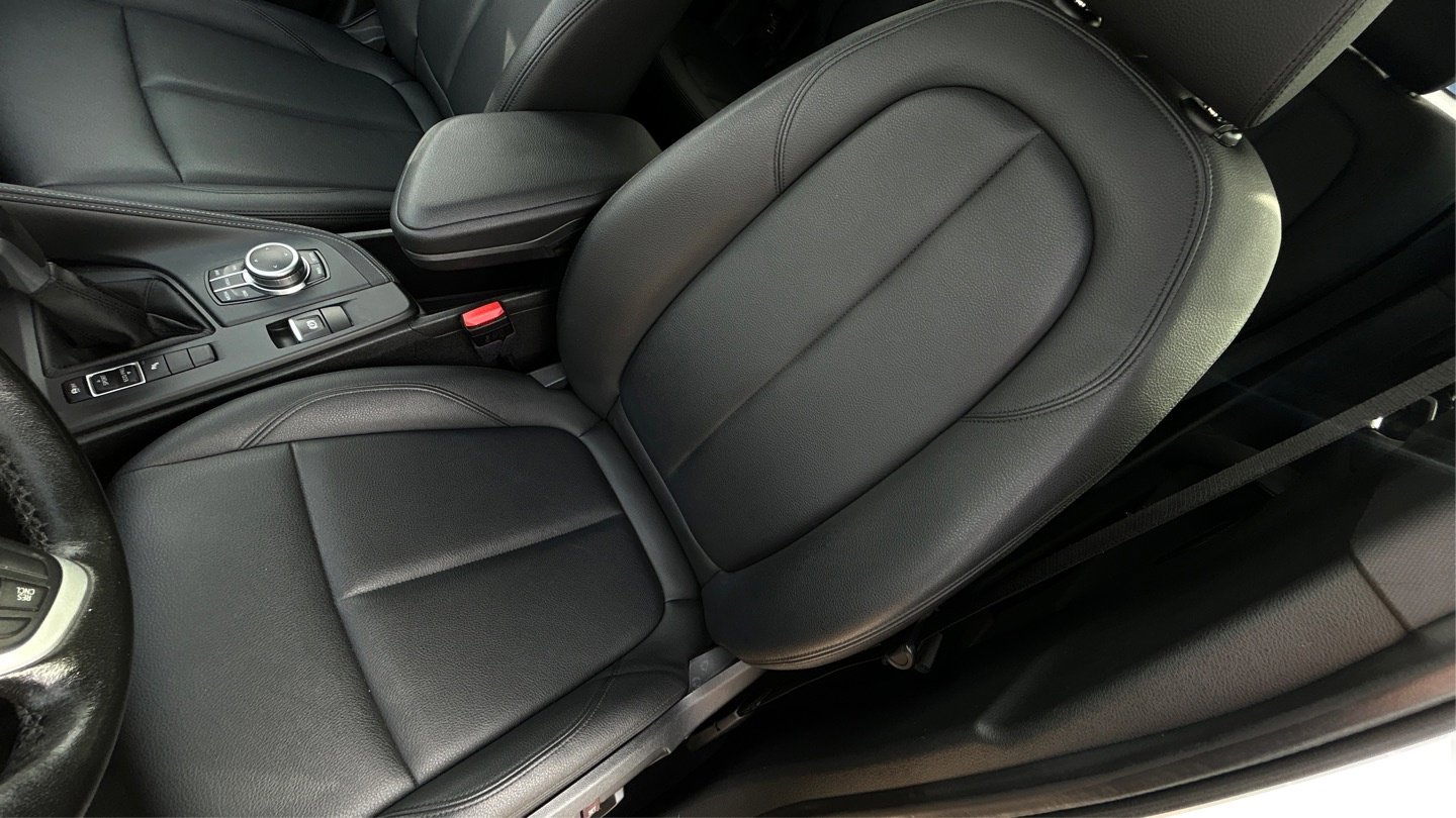 Used 2019 BMW X1 sDrive28i image 11