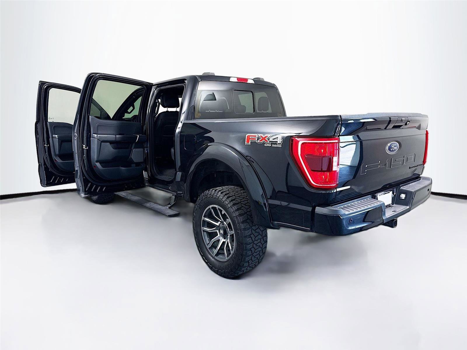 Used 2021 Ford F150 XLT w/ Equipment Group 302A High AWD/4WD image 37
