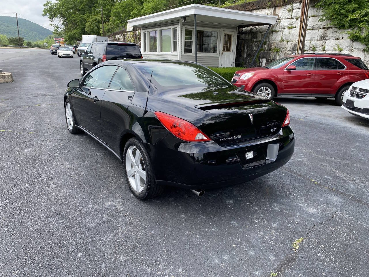 Used 2007 Pontiac G6 GT w/ Premium Package FWD image 11