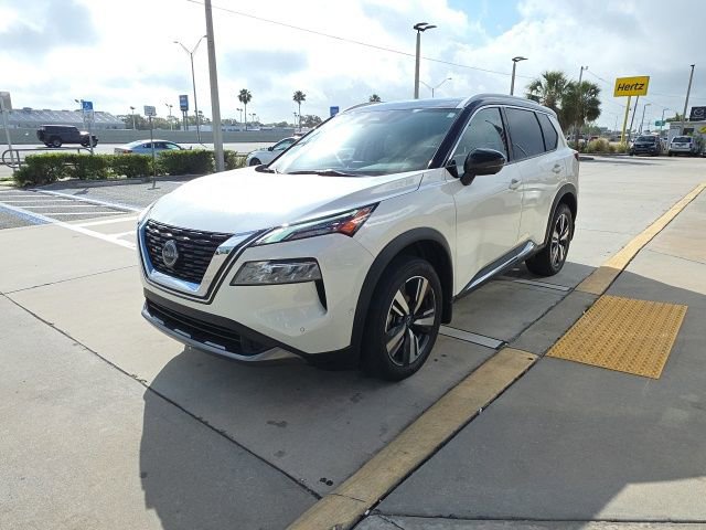 Used 2023 Nissan Rogue SL w/ SL Premium Package image 8