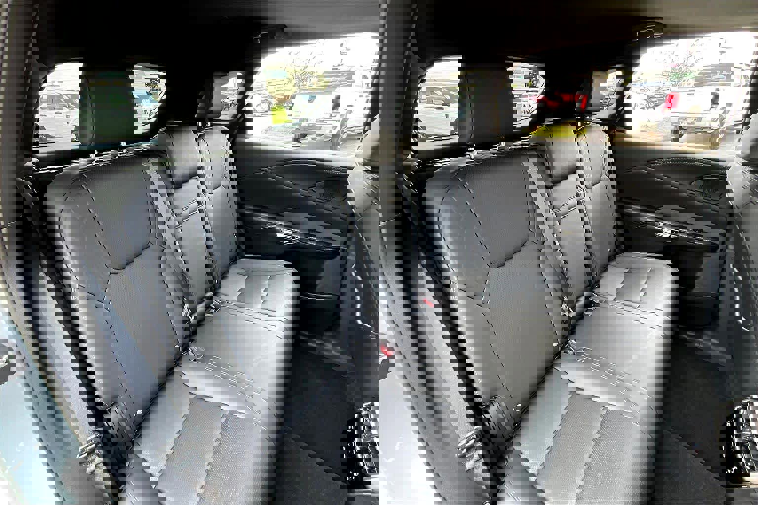 Used 2025 Lexus RX 350 Premium Plus w/ Convenience Package image 17