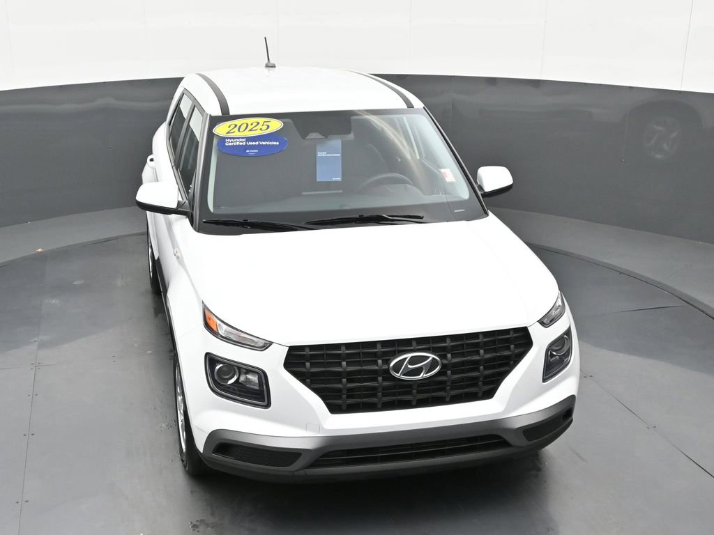 Certified 2025 Hyundai Venue SE image 31
