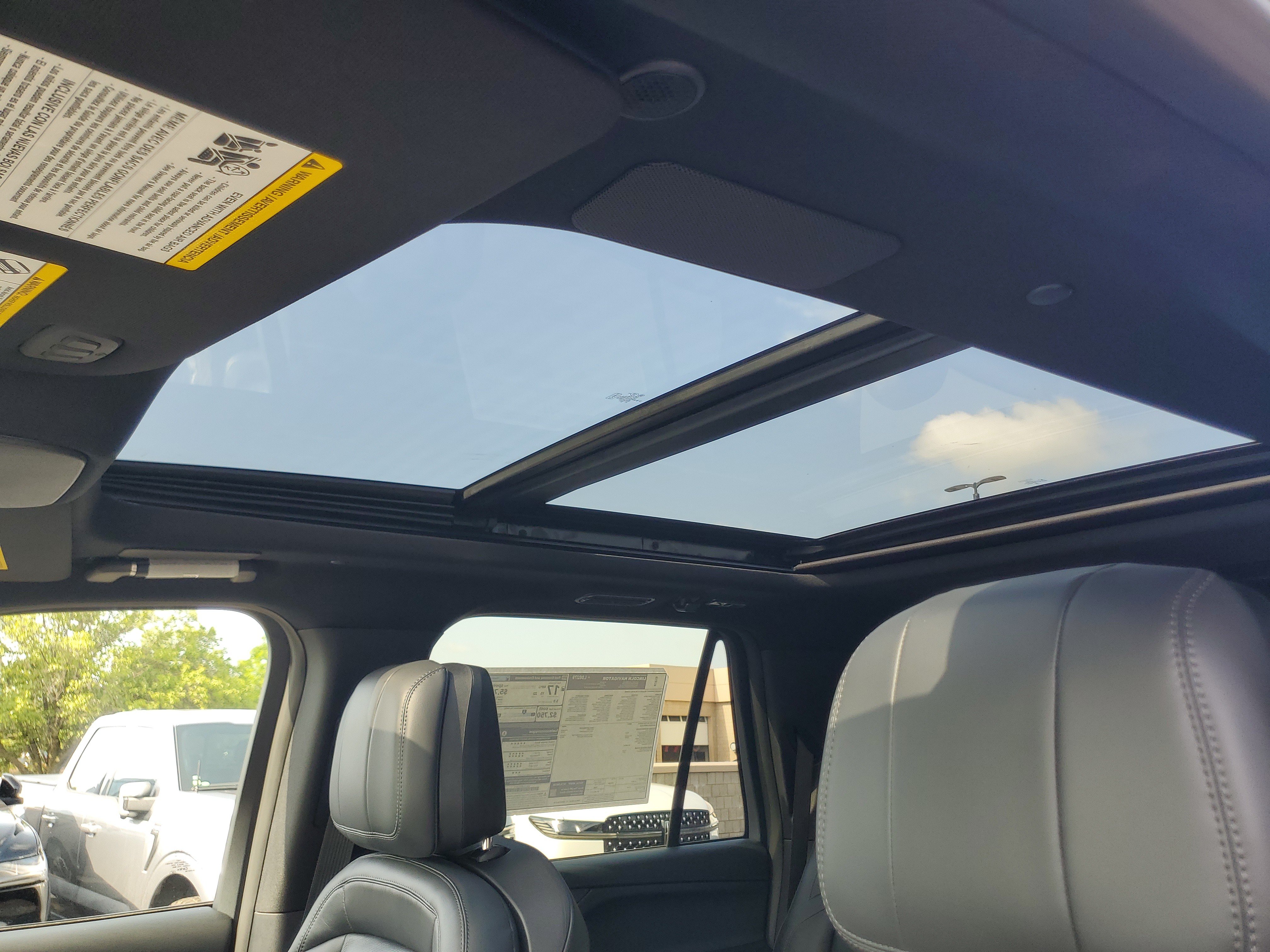 New 2027 Lincoln Navigator L Reserve w/ Jet Appearance Package AWD/4WD image 11