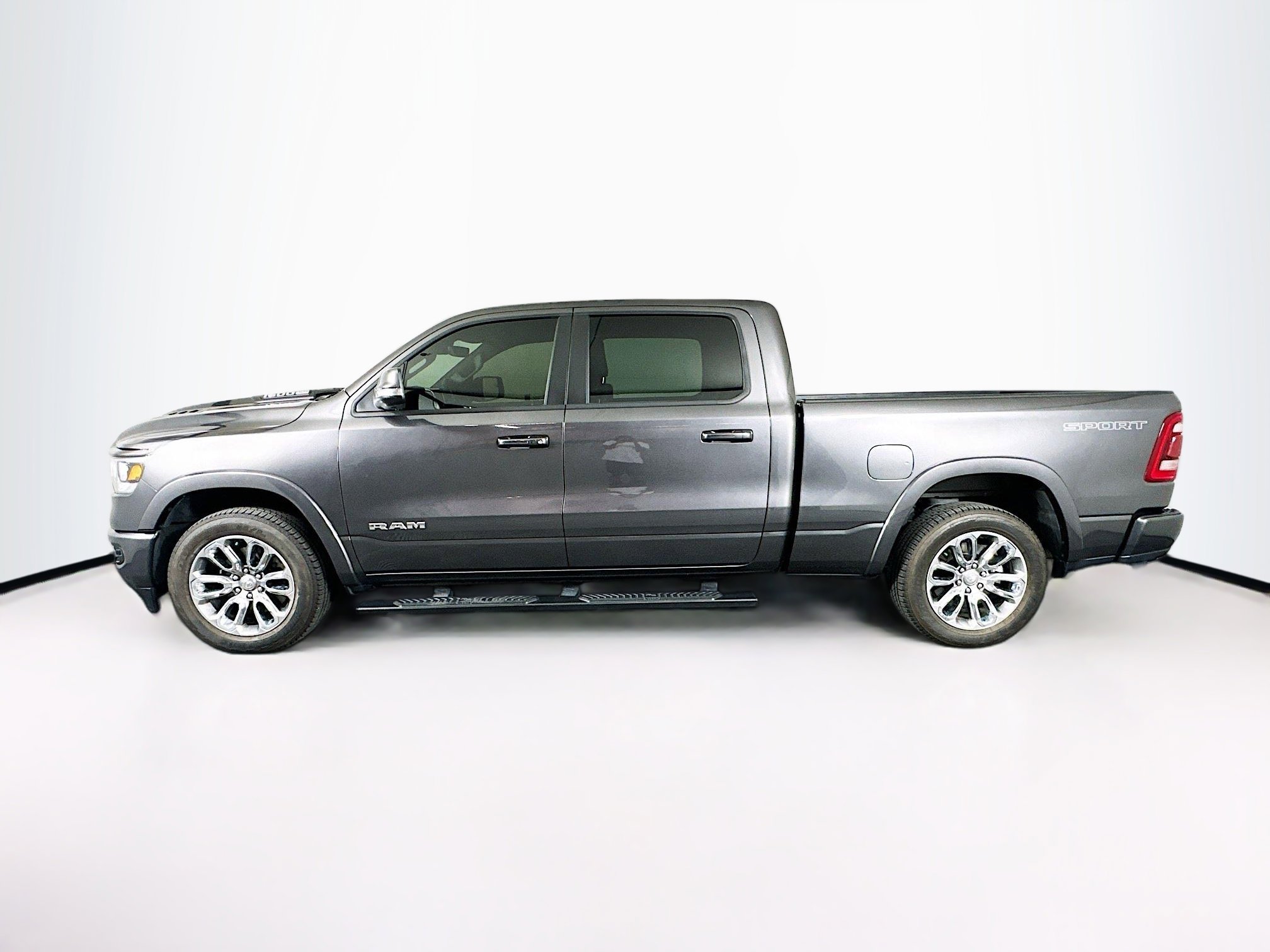 Used 2022 RAM 1500 Laramie image 4