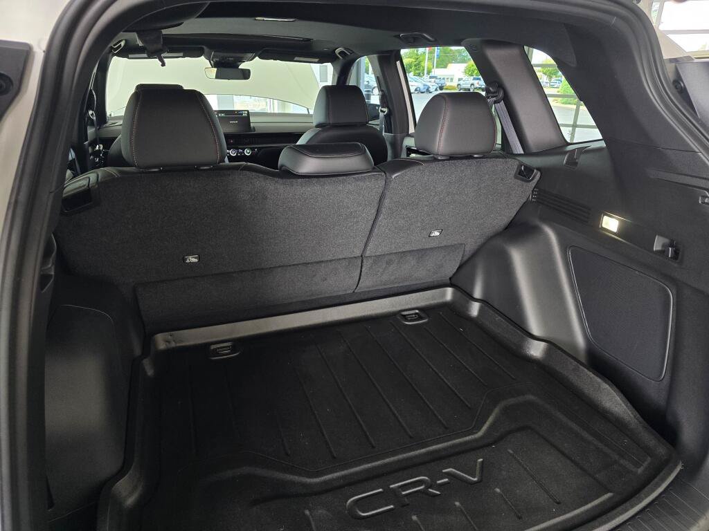 Used 2026 Honda CR-V Sport Touring image 16