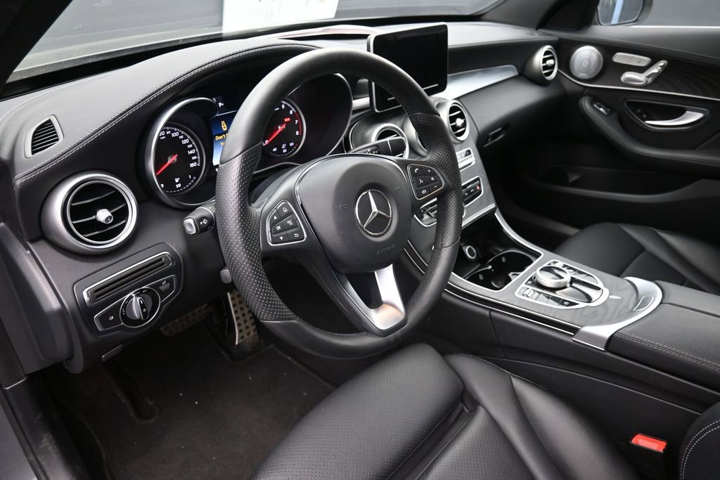 Used 2017 Mercedes-Benz C 300 4MATIC Sedan image 18