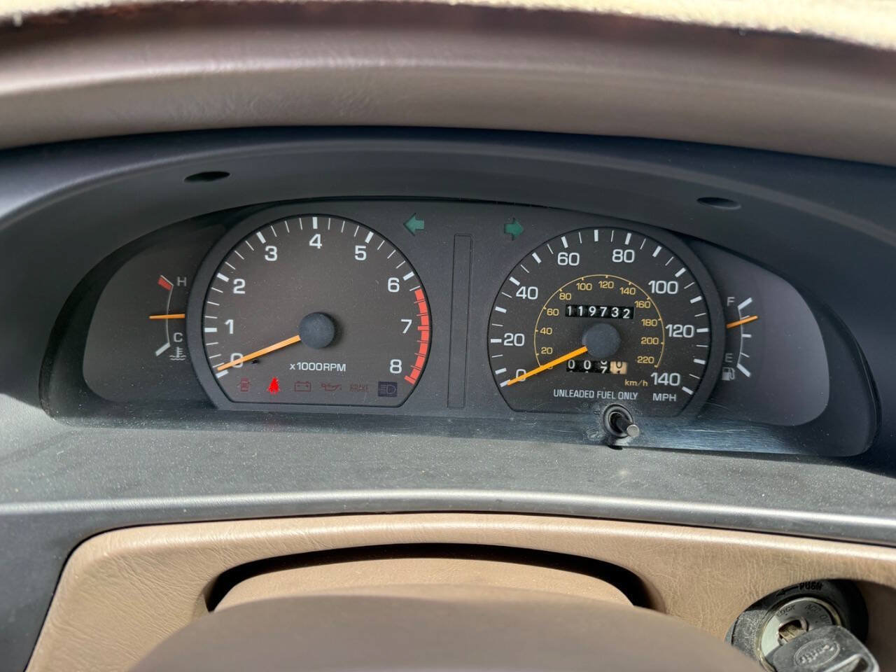 Used 1996 Toyota Camry LE FWD image 19