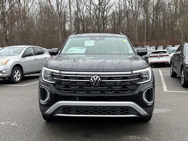 New 2026 Volkswagen Atlas Peak Edition image 6