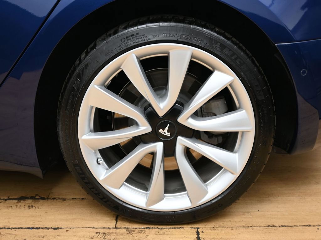 Used 2017 Tesla Model 3 Long Range image 11