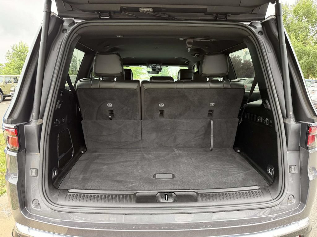 Used 2023 Jeep Wagoneer 4WD image 34