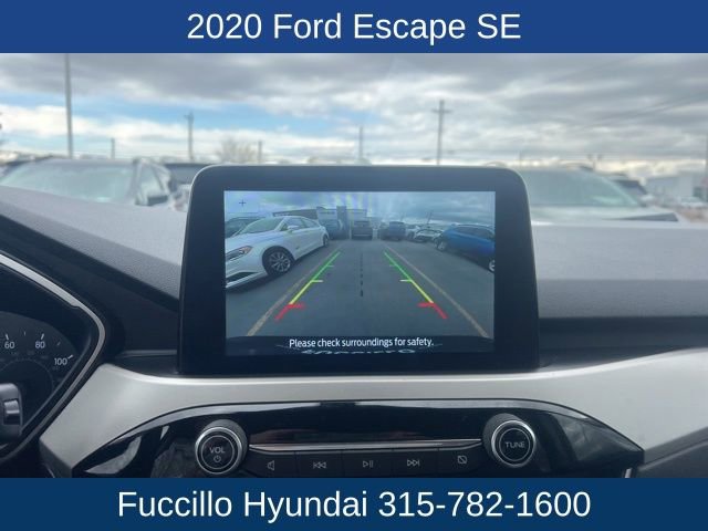 Used 2020 Ford Escape SE image 21