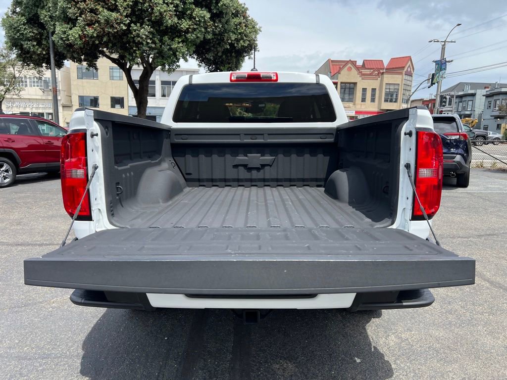 Used 2020 Chevrolet Colorado LT w/ Redline Special Edition RWD image 40