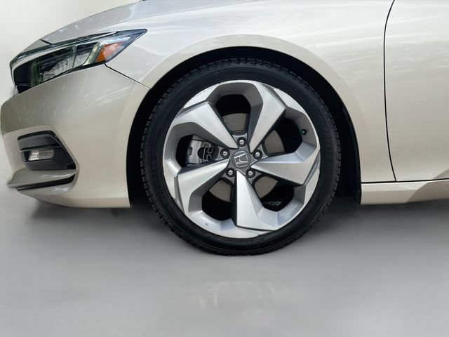 Used 2018 Honda Accord Touring image 41