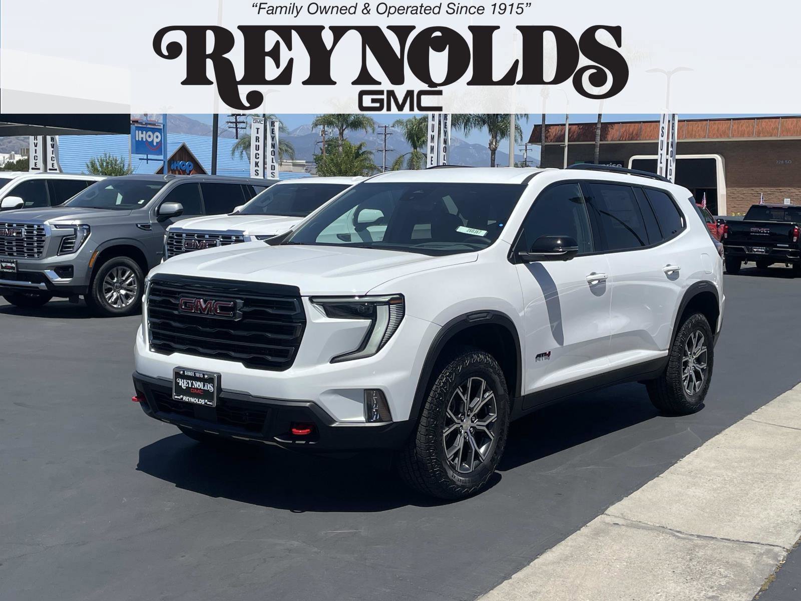 New 2026 GMC Acadia AT4 w/ Luxury Package AWD/4WD video 1