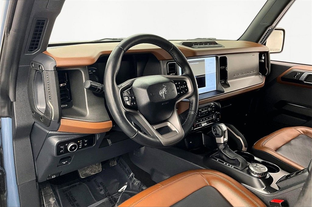 Used 2024 Ford Bronco Outer Banks w/ Sasquatch Package image 14