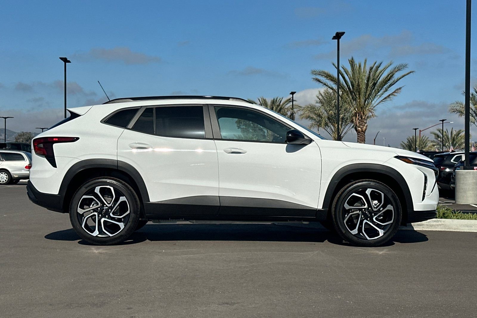 New 2026 Chevrolet Trax RS FWD image 3