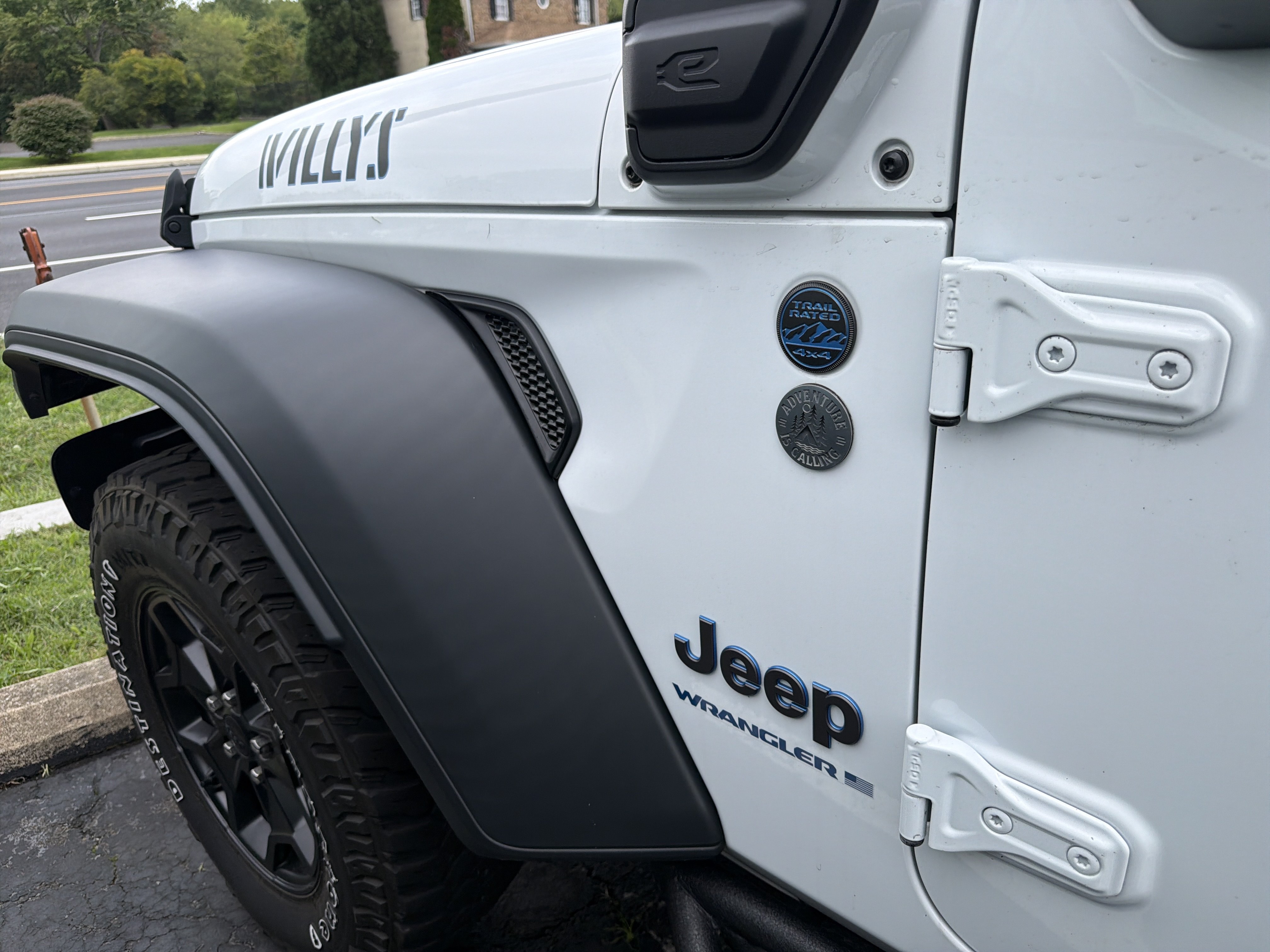 Used 2023 Jeep Wrangler Unlimited w/ Cold Weather Group AWD/4WD image 31
