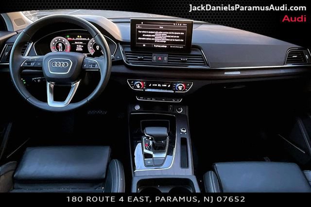 Used 2023 Audi Q5 2.0T Premium Plus w/ Premium Plus Package AWD/4WD image 13