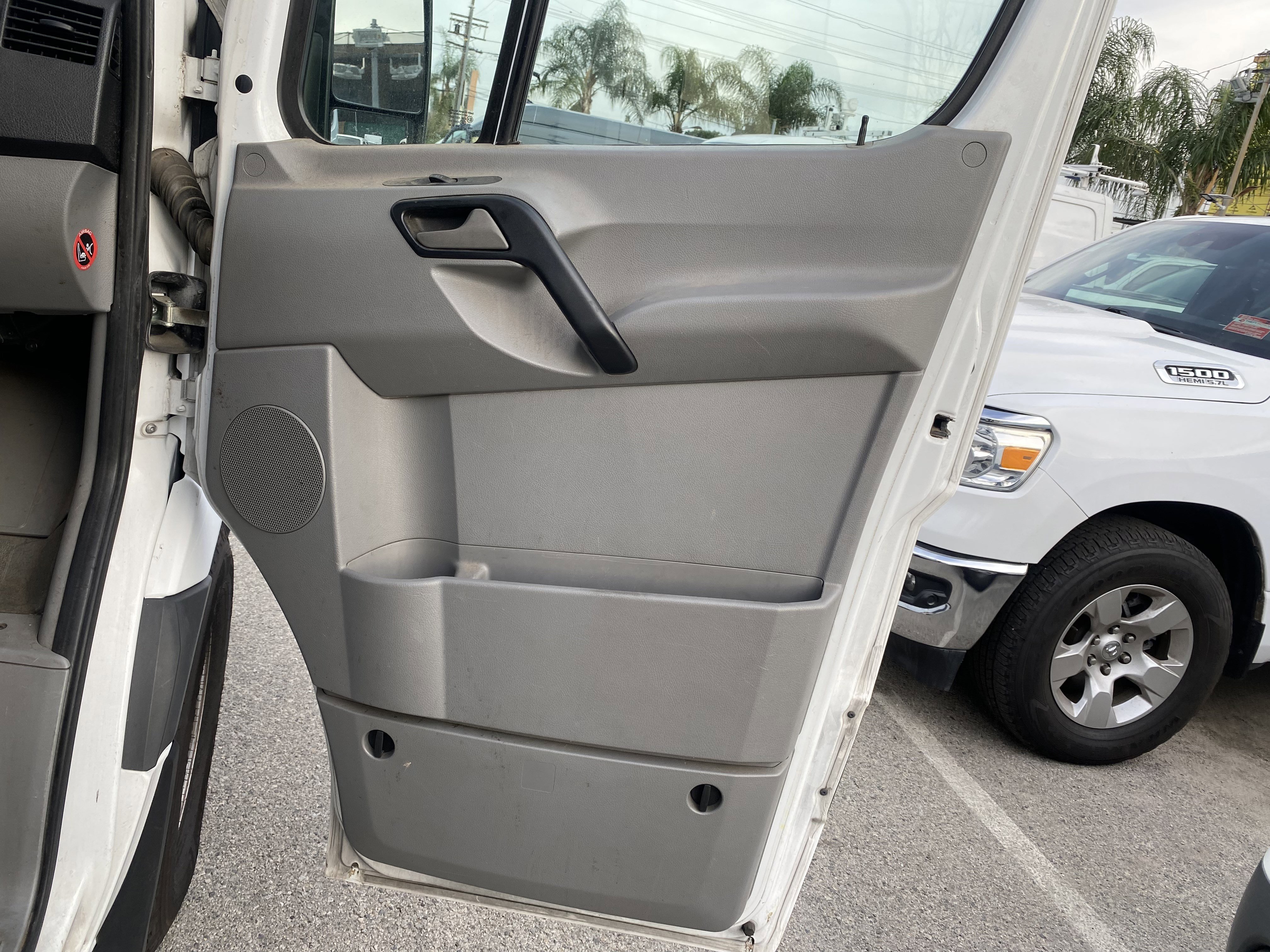 Used 2012 Mercedes-Benz Sprinter 2500 w/ Additional Battery Pkg image 26