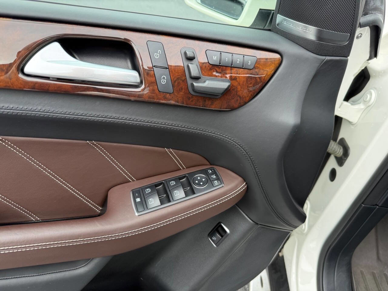 Used 2014 Mercedes-Benz ML 63 AMG 4MATIC image 16