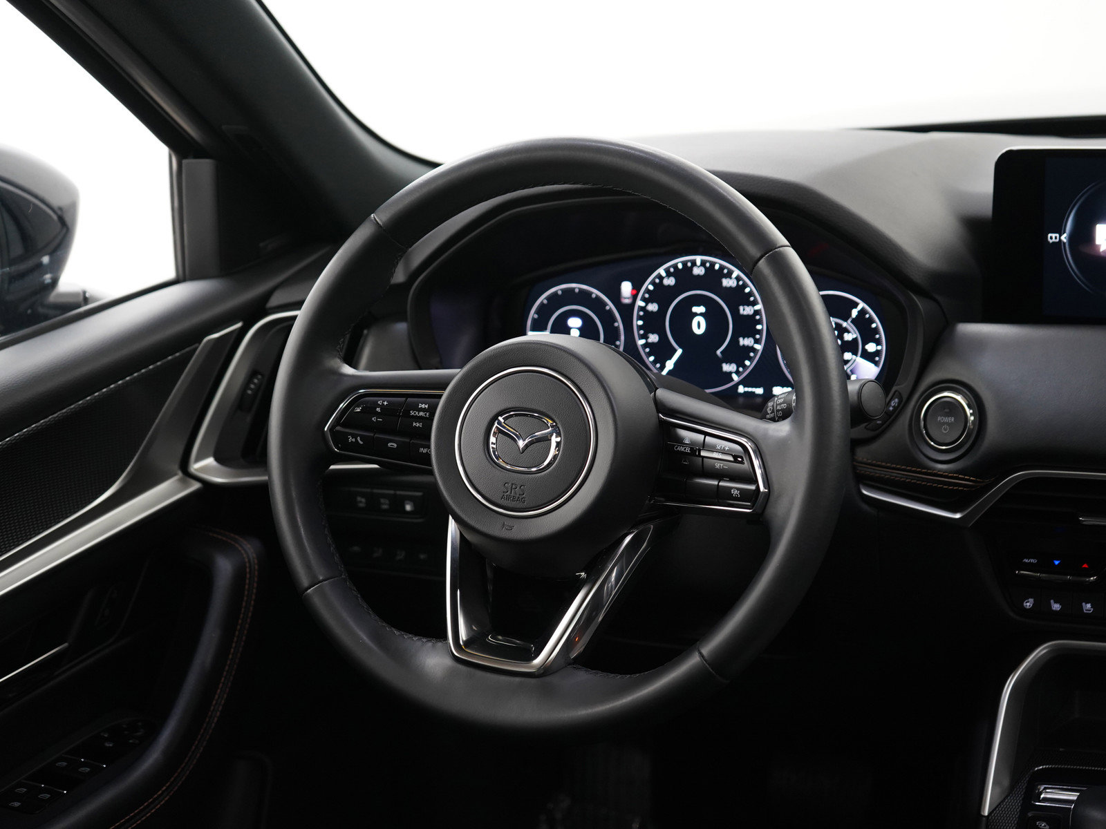 Certified 2024 MAZDA CX-90 Plug-In Hybrid w/ Premium Plus AWD/4WD image 15