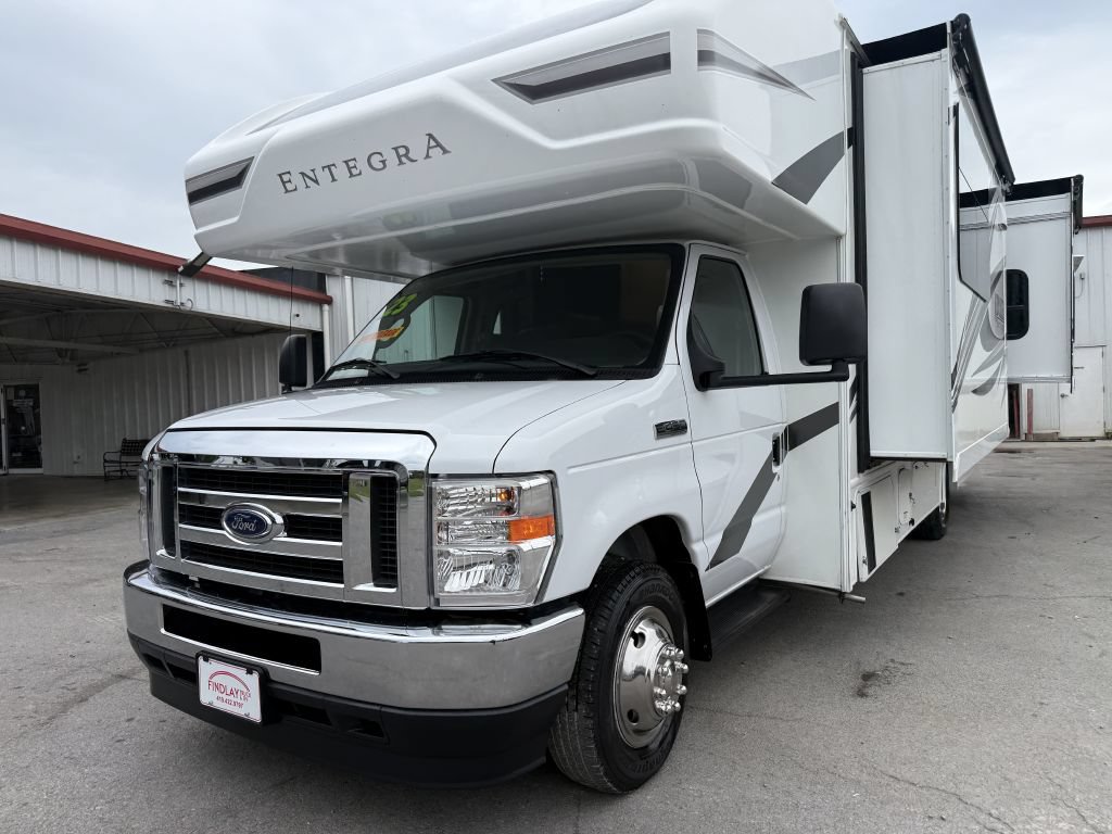 Used 2023 Ford E-450 and Econoline 450 Super Duty w/ Motorhome Prep Package RWD image 4