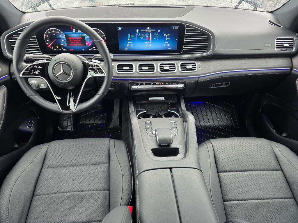 Used 2025 Mercedes-Benz GLE 450 4MATIC Coupe w/ Driver Assistance Package image 17