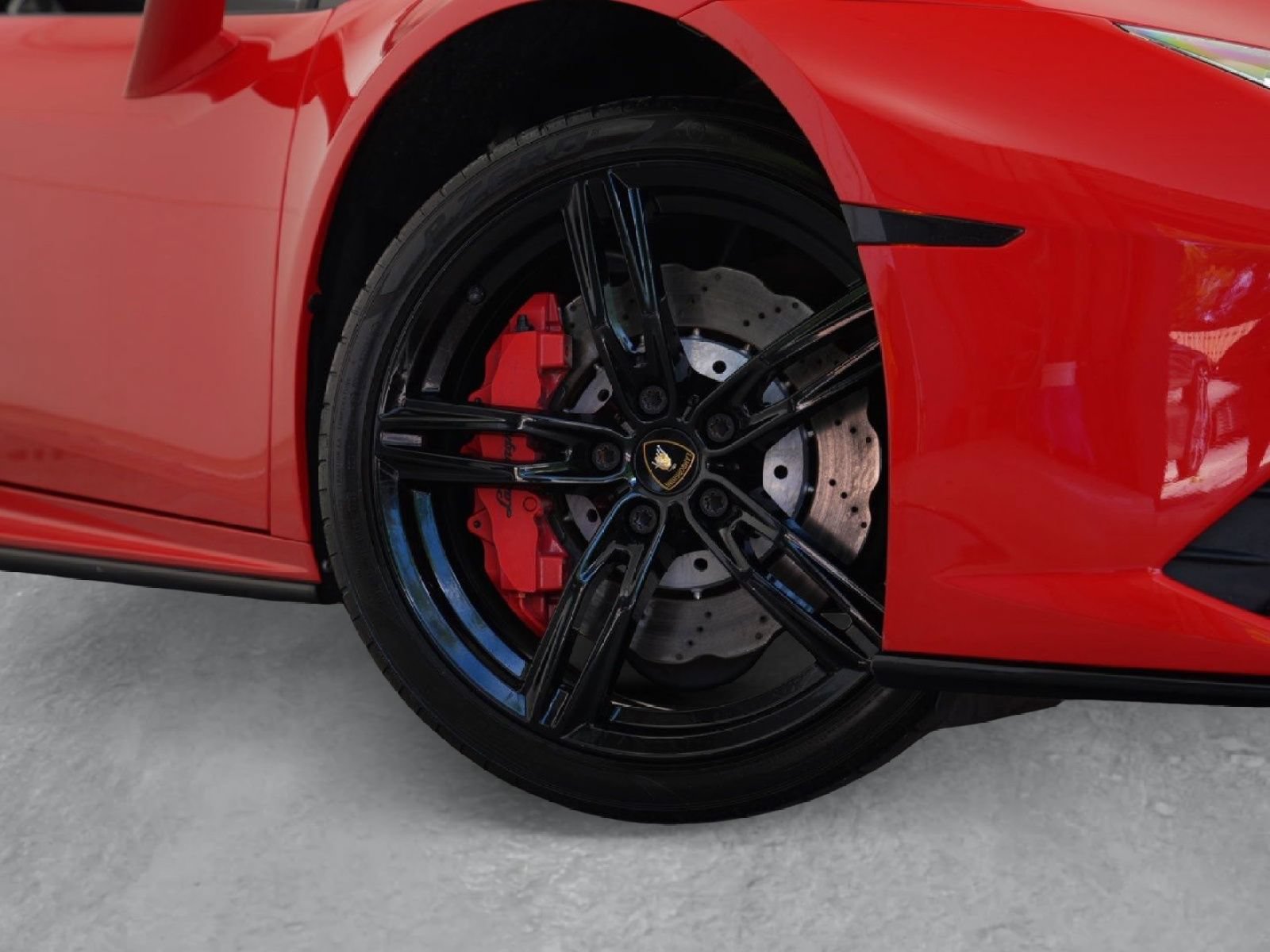 Used 2021 Lamborghini Huracan EVO RWD image 5