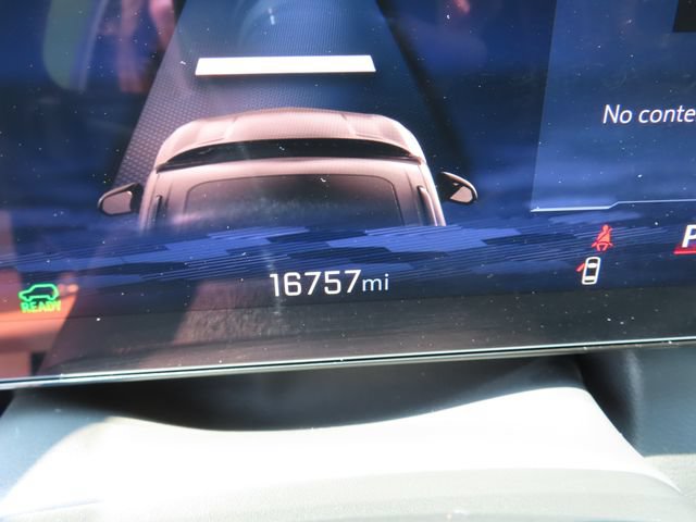 Certified 2025 Chevrolet Equinox EV RS w/ Convenience Package II AWD/4WD image 19