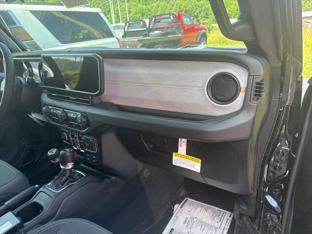 New 2025 Jeep Wrangler Unlimited Sport image 35