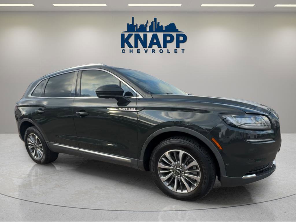 Used 2022 Lincoln Nautilus Reserve AWD/4WD image 7
