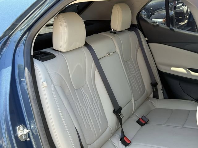 Used 2024 Buick Encore GX Avenir w/ Avenir Technology Package image 34